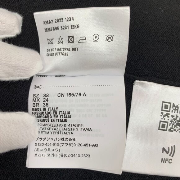 Miu Miu Womens Black Cardigan W/ Gold Buttons & Contrast Cream Pockets Size 38 M - Picture 6 of 8